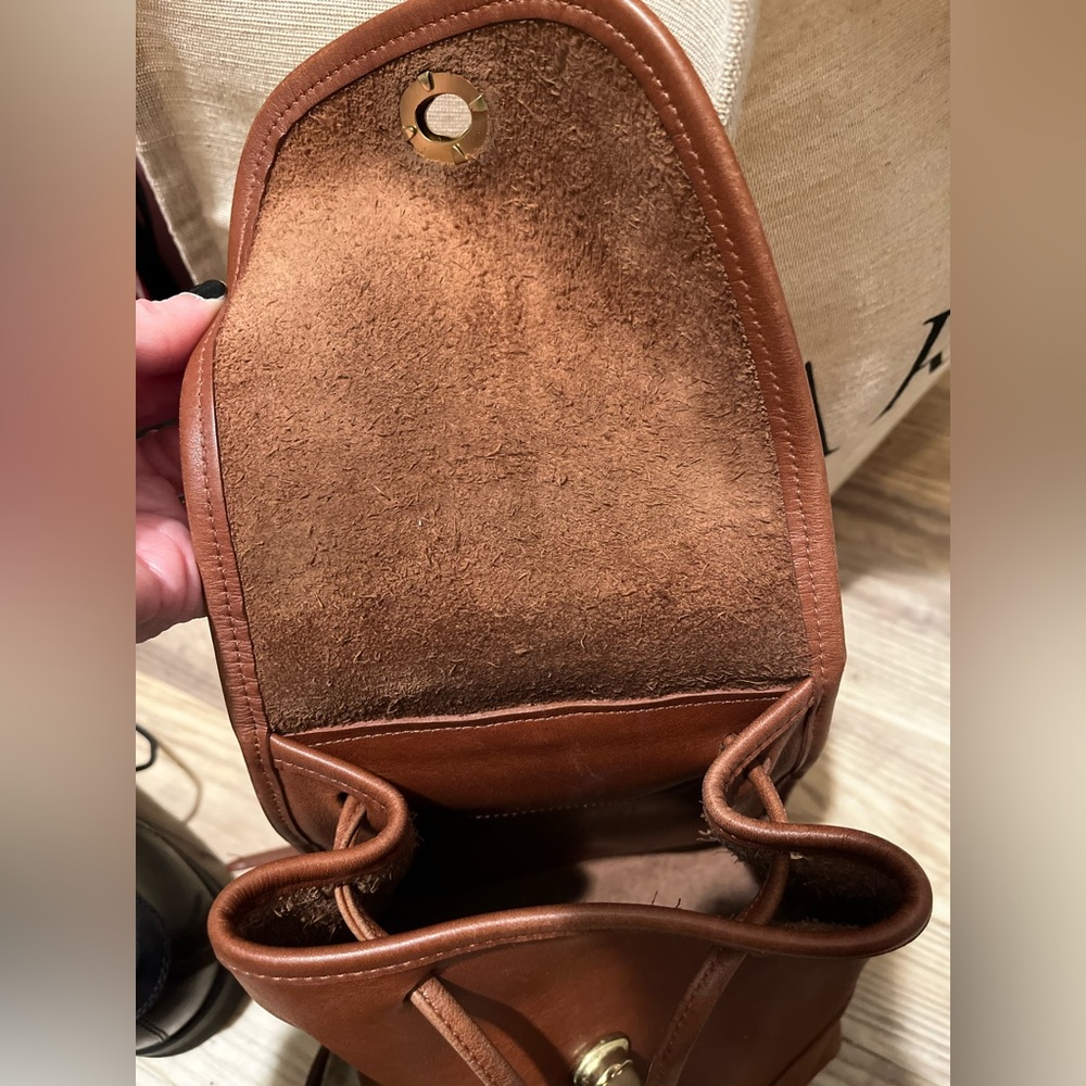 Coach backpack - Picture 3 of 3